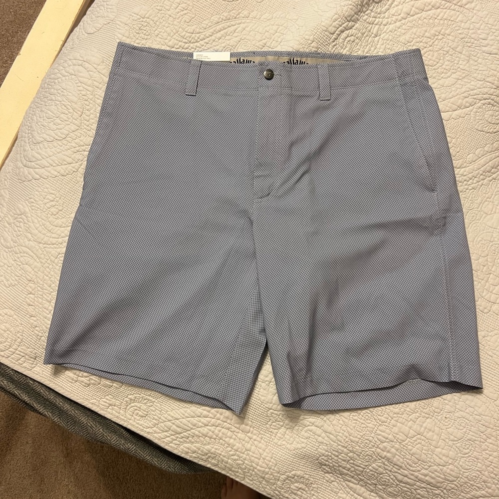 New with tag. Callaway men’s golf shorts.
